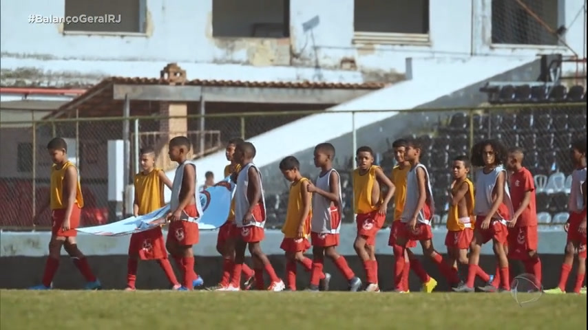 Vídeo: Sonho de Bola: meninos disputam vaga no Flamengo