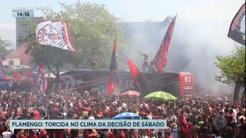 Vídeo: Aerofla: torcida apoia time do Flamengo na busca pelo tri da Libertadores