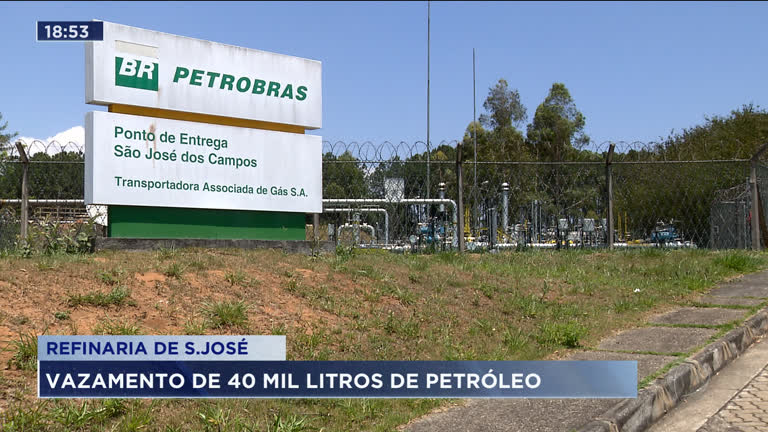 Vídeo: Vazamento de petróleo no Vale do Paraíba