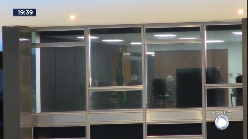 Vídeo: Bolsonaro se reúne com ministros do STF nesta terça-feira (1)
