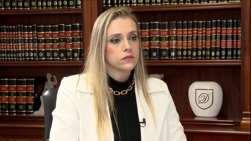 Vídeo: Conteúdo Extra : advogada criminalista fala sobre violência contra a mulher