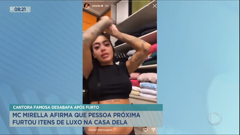 Vídeo: MC Mirella diz que pessoa próxima furtou itens da casa dela