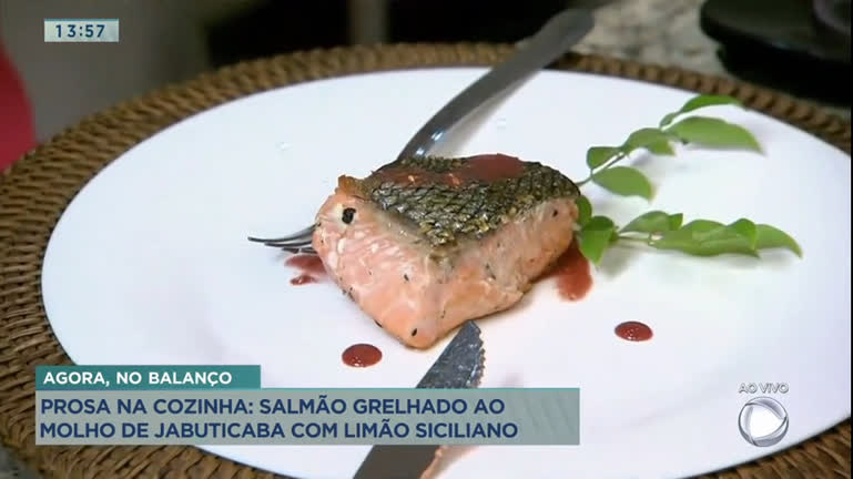 Vídeo: Prosa na Cozinha: aprenda a fazer salmão grelhado ao molho de jabuticaba