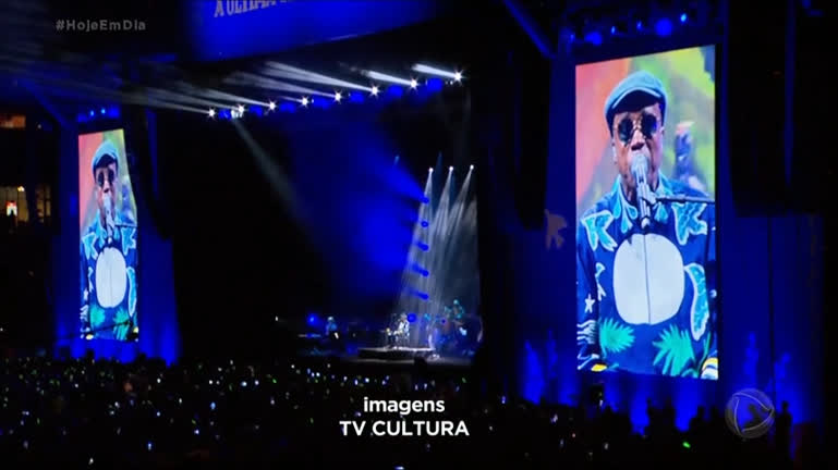 Vídeo: Milton Nascimento lota Mineirão em despedida emocionante dos palcos