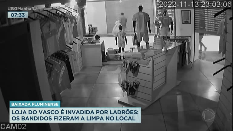 Vídeo: Loja do Vasco da Gama é saqueada na Baixada Fluminense