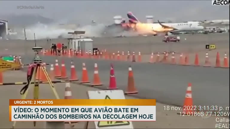 Vídeo: Veja o momento em que avião da Latam colide com caminhão dos bombeiros