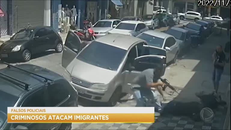 Vídeo: Falsos policiais são presos ao extorquir imigrante