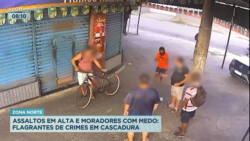 Vídeo: Onda de assaltos gera medo em moradores de Cascadura