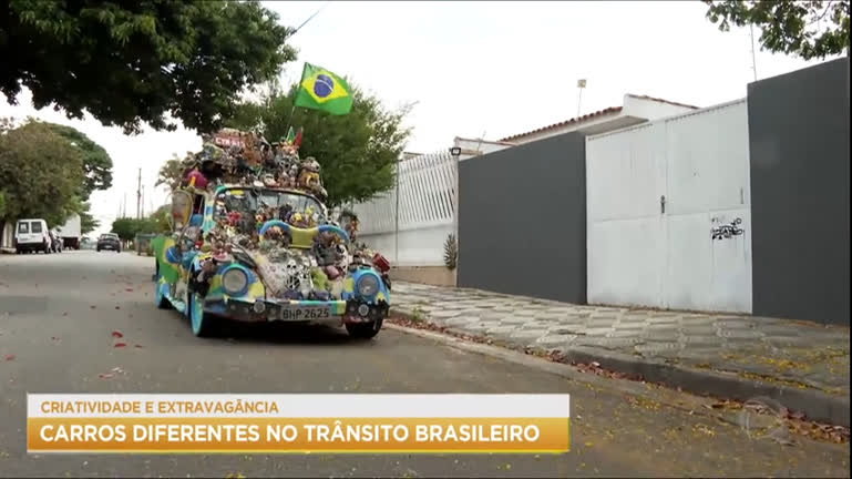 Vídeo: Carros personalizados chamam atenção no trânsito brasileiro