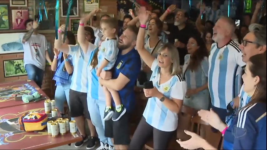 Vídeo: Argentinos vibram com vitória redentora sobre o México na Copa do Mundo