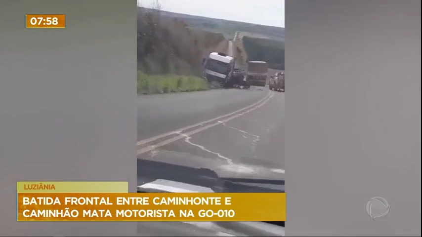 Vídeo: Motorista morre após batida frontal em Luziânia (GO)