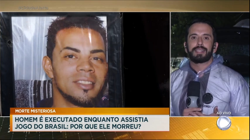 Vídeo: Homem é morto com mais de dez tiros após o jogo do Brasil em Suzano (SP)