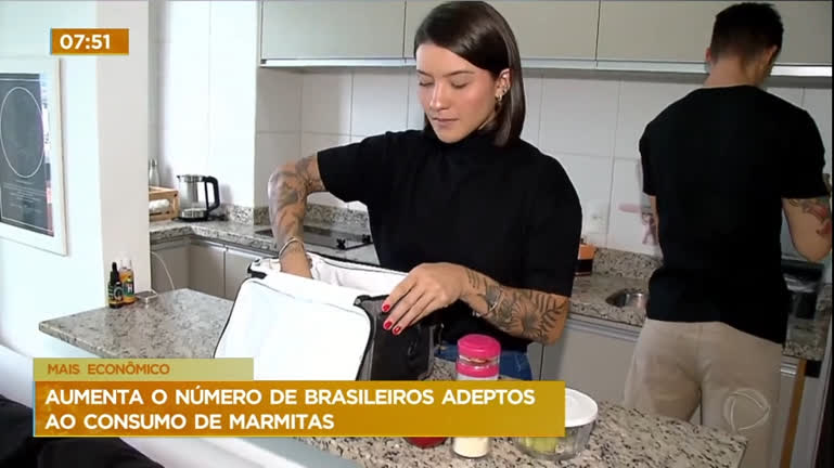 Vídeo: Pesquisa mostra que o número de brasileiros adeptos ao consumo de marmitas aumentou 12%