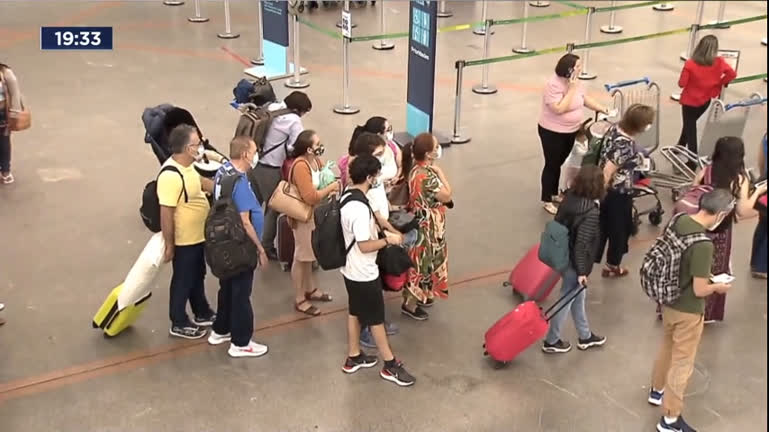 Vídeo: Aeroporto tem movimentação 5% maior que do ano passado