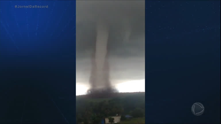 Vídeo: Tornado atinge área rural de Planaltina, no Distrito Federal