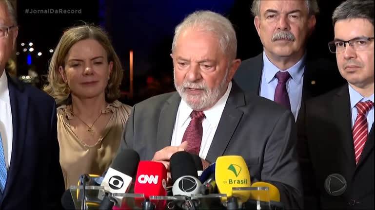 Vídeo: Lula deve anunciar os primeiros ministros do novo governo nesta sexta-feira (9)