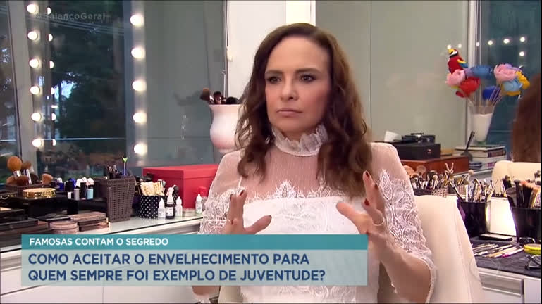 Vídeo: Famosas contam como fazem para aceitar o envelhecimento