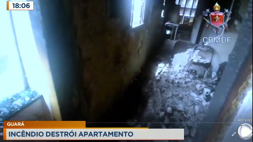 Vídeo: Corpo de Bombeiros apaga incêndio em apartamento no Guará
