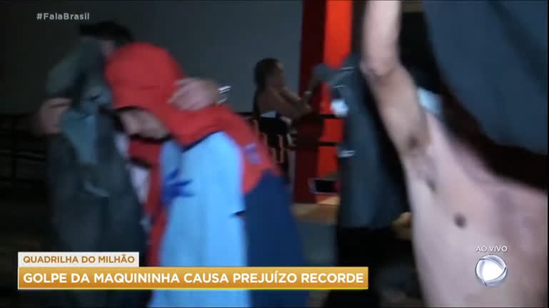 Vídeo: Quadrilha é presa em SP acusada de aplicar golpe da maquininha