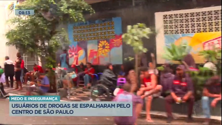 Vídeo: Usuários de drogas se espalham pelo centro de São Paulo