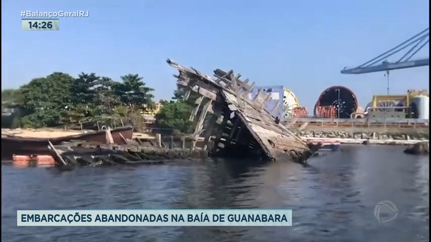 Vídeo: Governo estuda retirada de embarcações abandonadas na baía de Guanabara