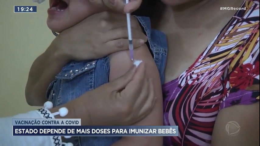 Vídeo: Governo de MG amplia vacinação de Covid-19 para bebês
