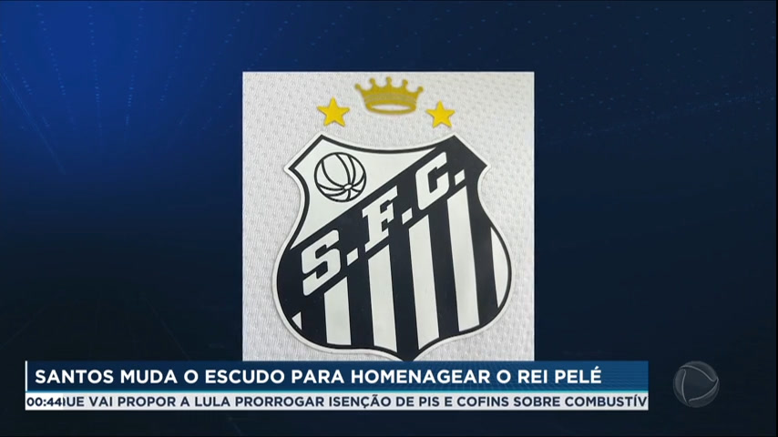 Vídeo: Santos altera escudo do clube para homenagear Pelé
