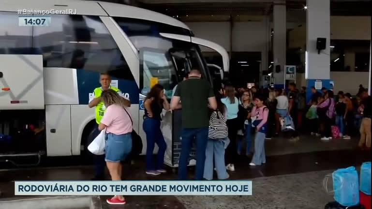 Vídeo: Rodoviária do Rio deve receber 31 mil passageiros para o Ano-Novo