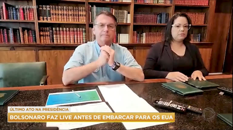 Vídeo: Bolsonaro faz última live antes de deixar o governo