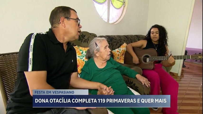 Vídeo: Família celebra aniversário de 119 anos de moradora de Vespasiano (MG)