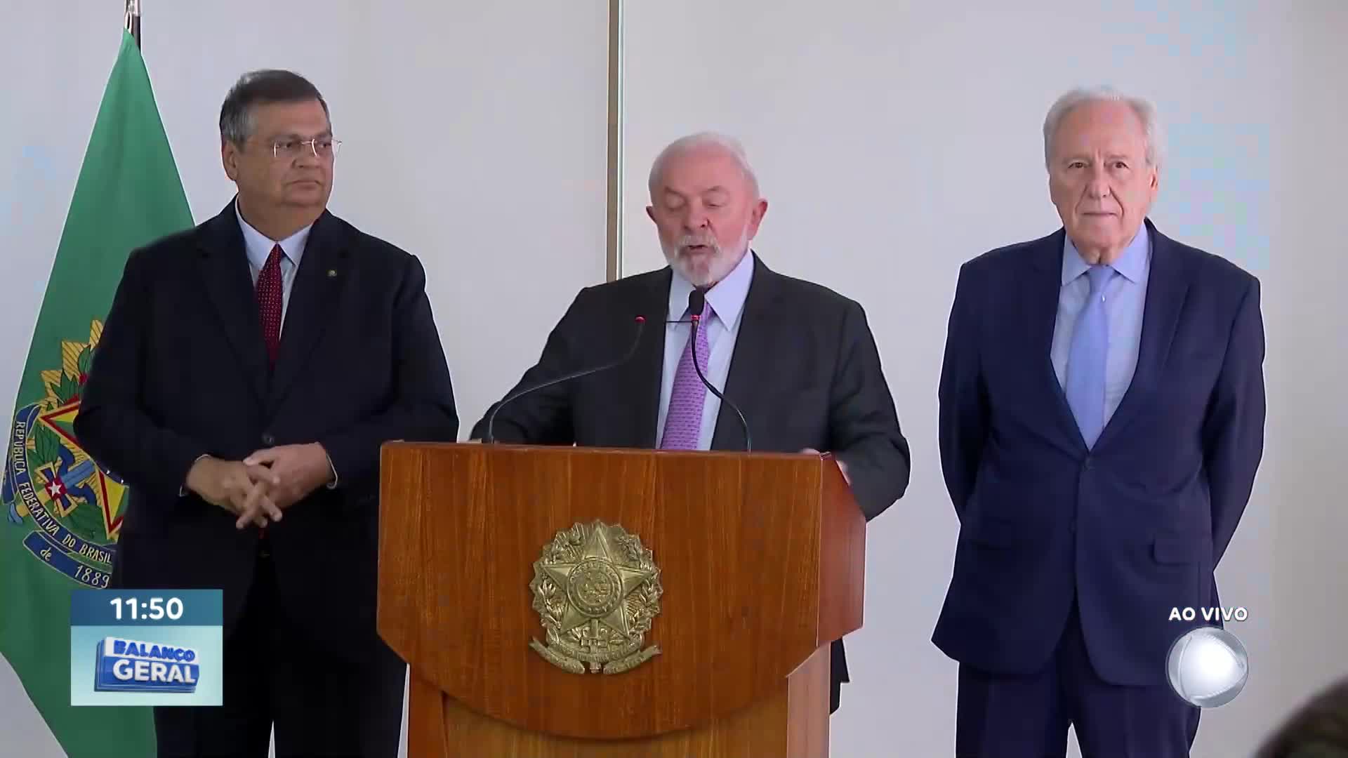 Vídeo: Lewandowski aceita convite de Lula para ocupar o Ministério da Justiça
