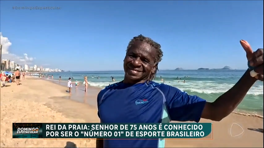 Vídeo: Carioca de 75 anos é o embaixador do frescobol no Brasil