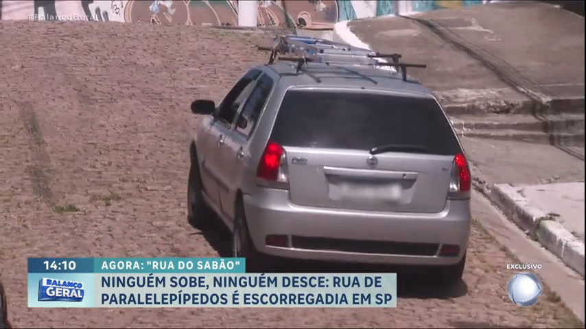 Vídeo: Balança Povão : Moradores de bairro da zona norte de SP reclamam de rua escorregadia