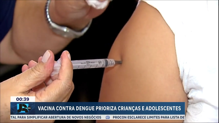 Vídeo: Vacina contra a dengue: crianças e adolescentes serão priorizados na campanha pelo SUS