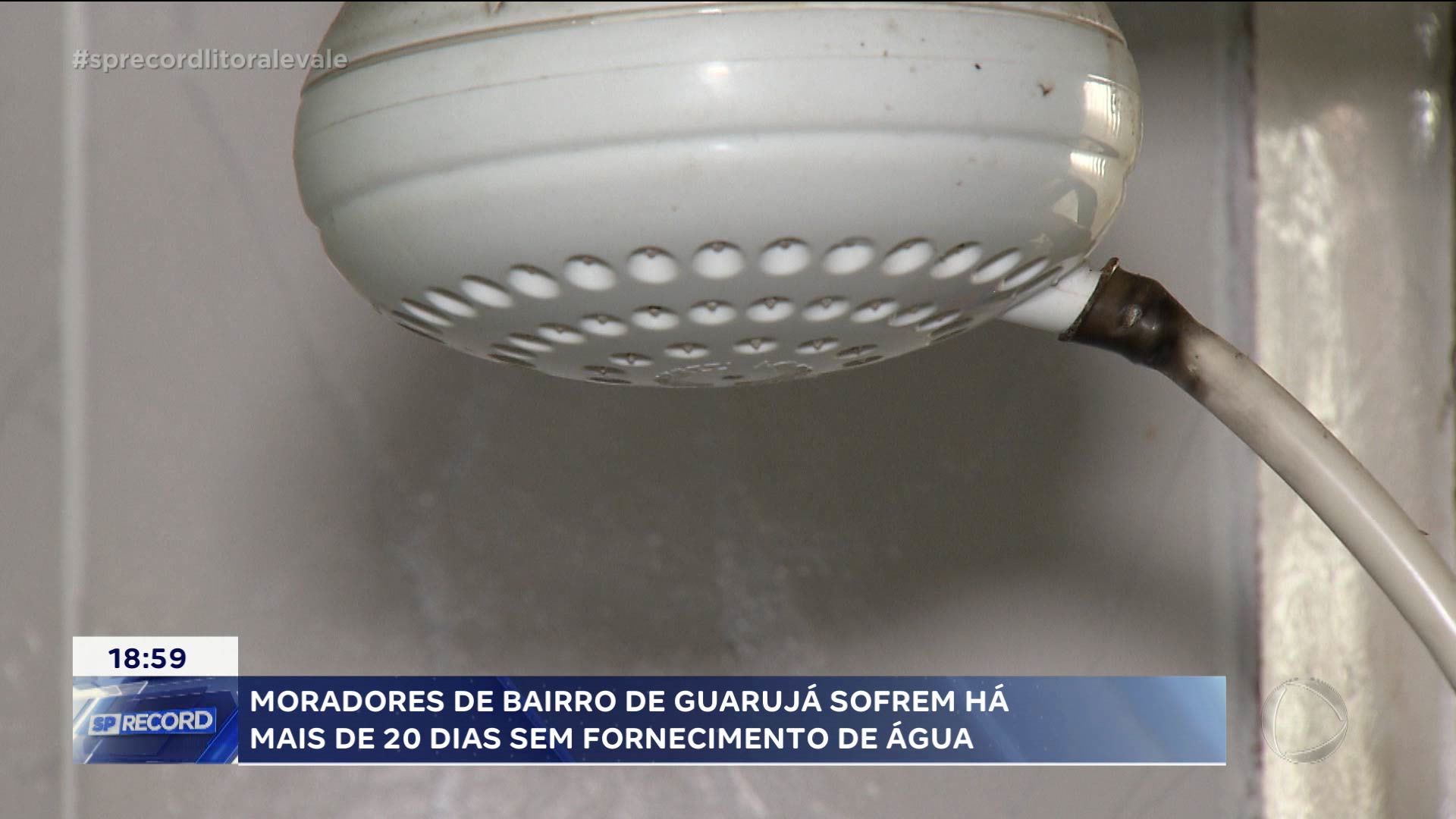 Vídeo: Moradores sofrem com a falta de água em Vicente de Carvalho