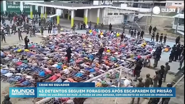 Vídeo: 43 detentos ainda estão foragidos no Equador
