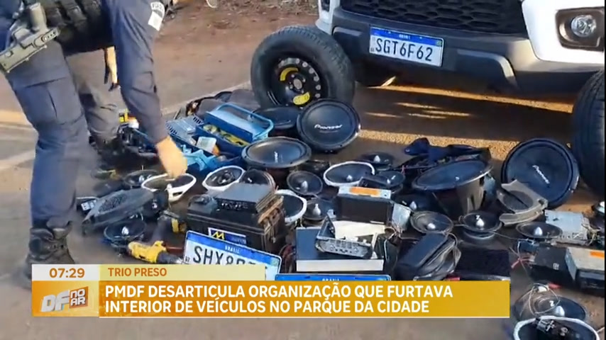 Vídeo: PMDF desarticula organização que furtava interior de veículos no Parque da Cidade, no DF