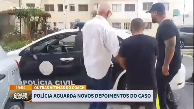 Vídeo: Polícia aguarda novos depoimentos das vítimas de coach preso por abuso sexual na Baixada Fluminense