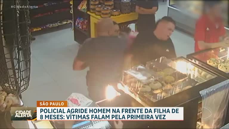 Vídeo: Câmeras flagram PM agredindo homem que tentava doar roupas em uma padaria de Jacareí (SP)