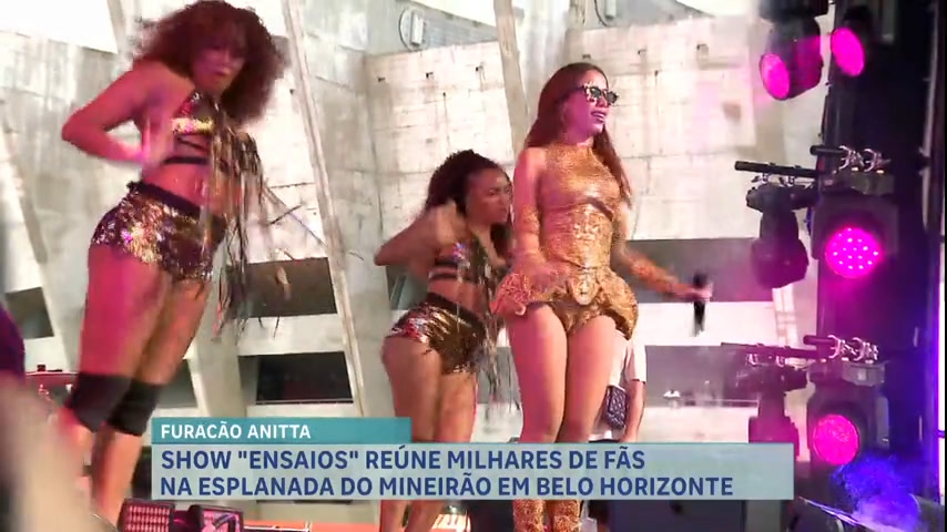 Vídeo: A Hora da Venenosa: cantora Anitta faz show em BH com tema de escola de samba carioca