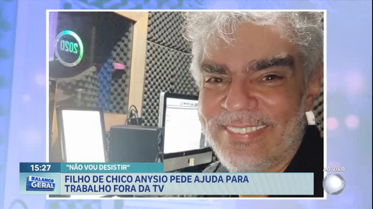 Vídeo: Filho de Chico Anysio pede ajuda para trabalho fora da TV
