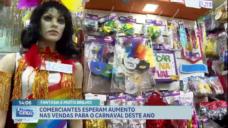 Vídeo: Comerciantes esperam aumento nas vendas para o Carnaval deste ano