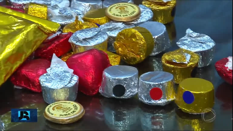 Vídeo: Polícia descobre fábrica de chocolates recheados com cogumelos alucinógenos na Grande SP