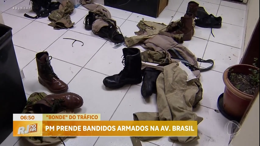 Vídeo: Polícia prende bonde armado do tráfico na avenida Brasil, no Rio