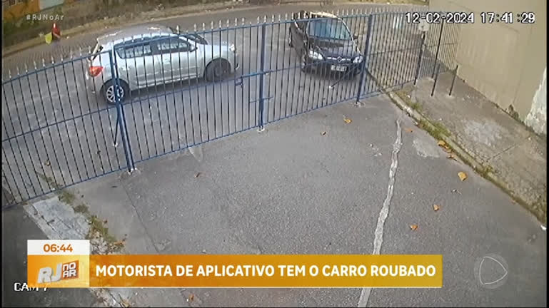 Vídeo: Motorista de aplicativo tem carro roubado na zona oeste do Rio