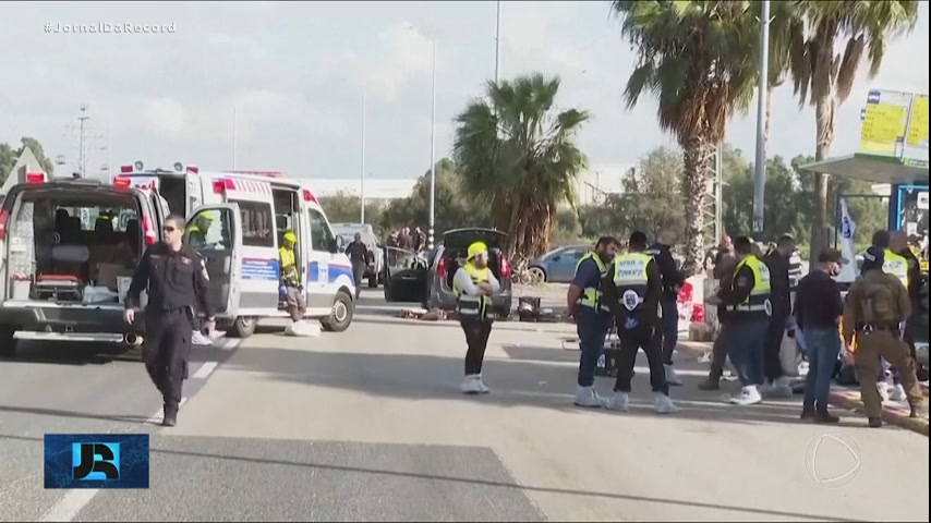 Vídeo: Israel: homem mata duas pessoas e fere quatro durante ataque em ponto de ônibus