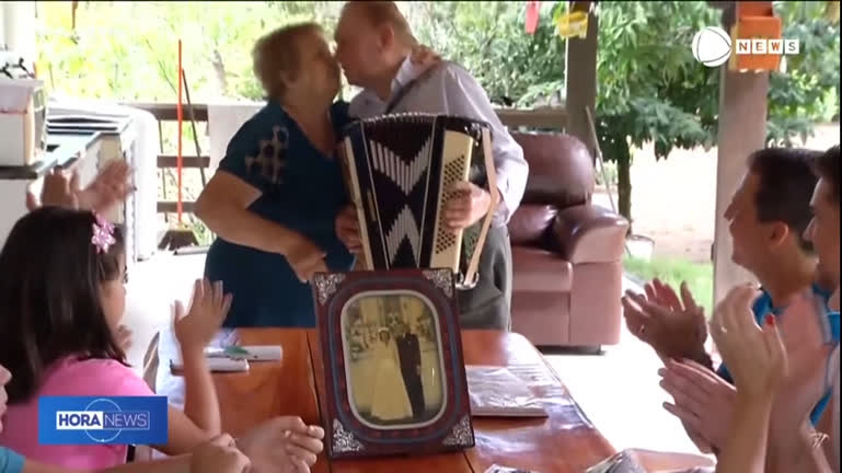 Vídeo: Casal comemora 70 anos de casamento e revela segredo da relação duradoura
