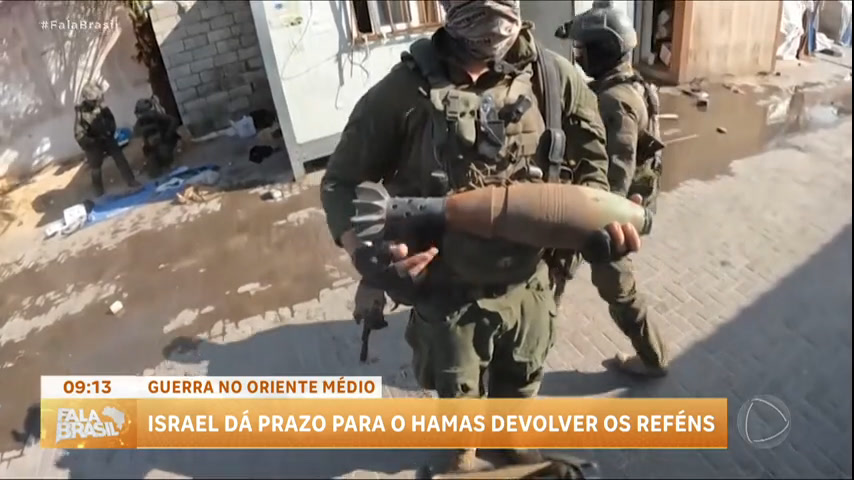 Vídeo: Exército de Israel divulga imagens de equipamentos do Hamas perto de hospital