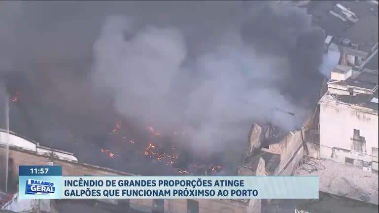 Vídeo: Incêndio de grandes proporções em Santos