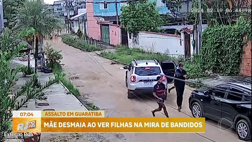 Vídeo: Mulher desmaia durante assalto na zona oeste do Rio